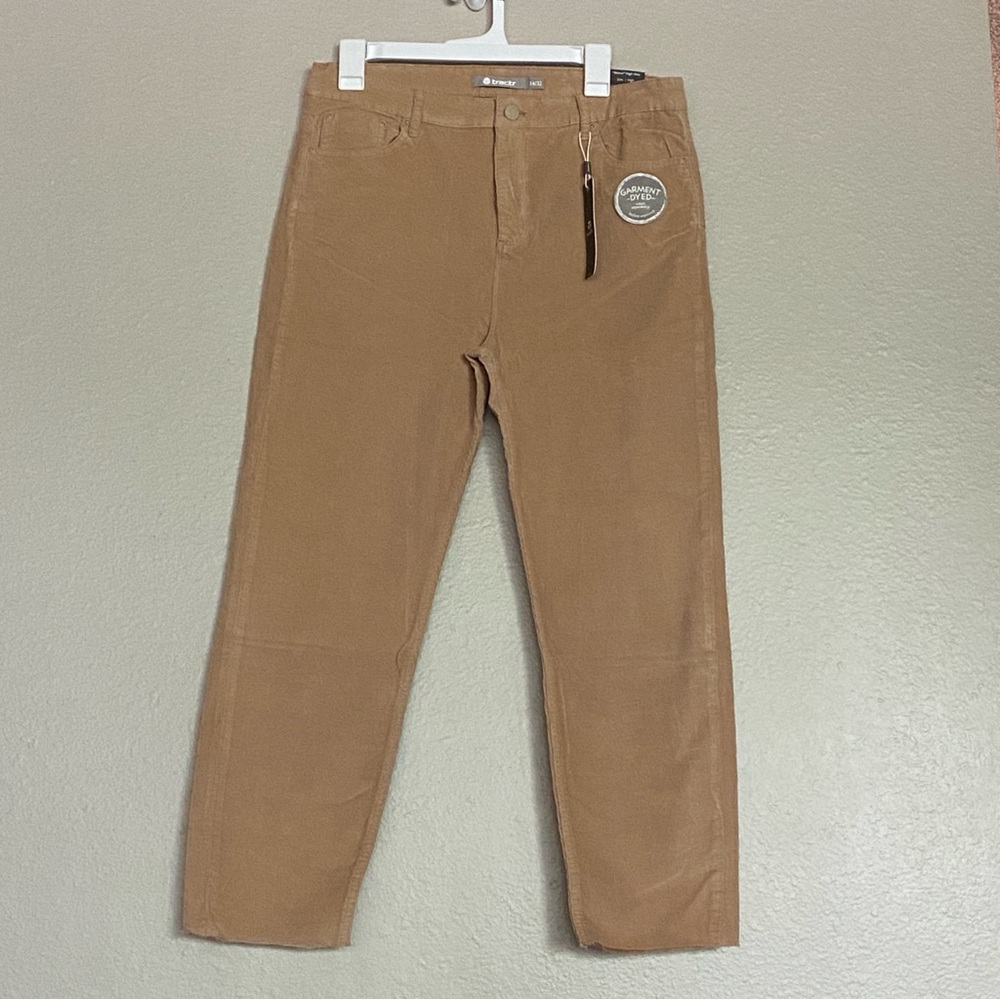 NWT Tractr “Mona” High-Rise Slim Fit Pants | Tan Corduroy | Size 14/32